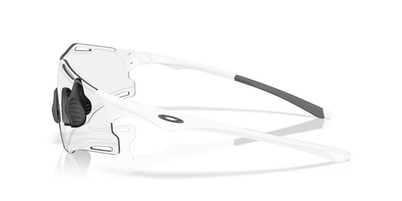 Oakley Cybr Zero clear to black iridium photochromic, matte white